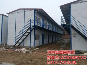 新乡市经三路与纬七路交叉口，天宝华庭工地临建彩板房