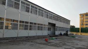 原阳县封闭走廊双层网架房